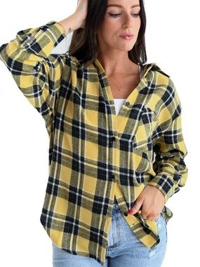 Iowa Hawkeye Yellow & Black Plaid Button-Up Shirt - L